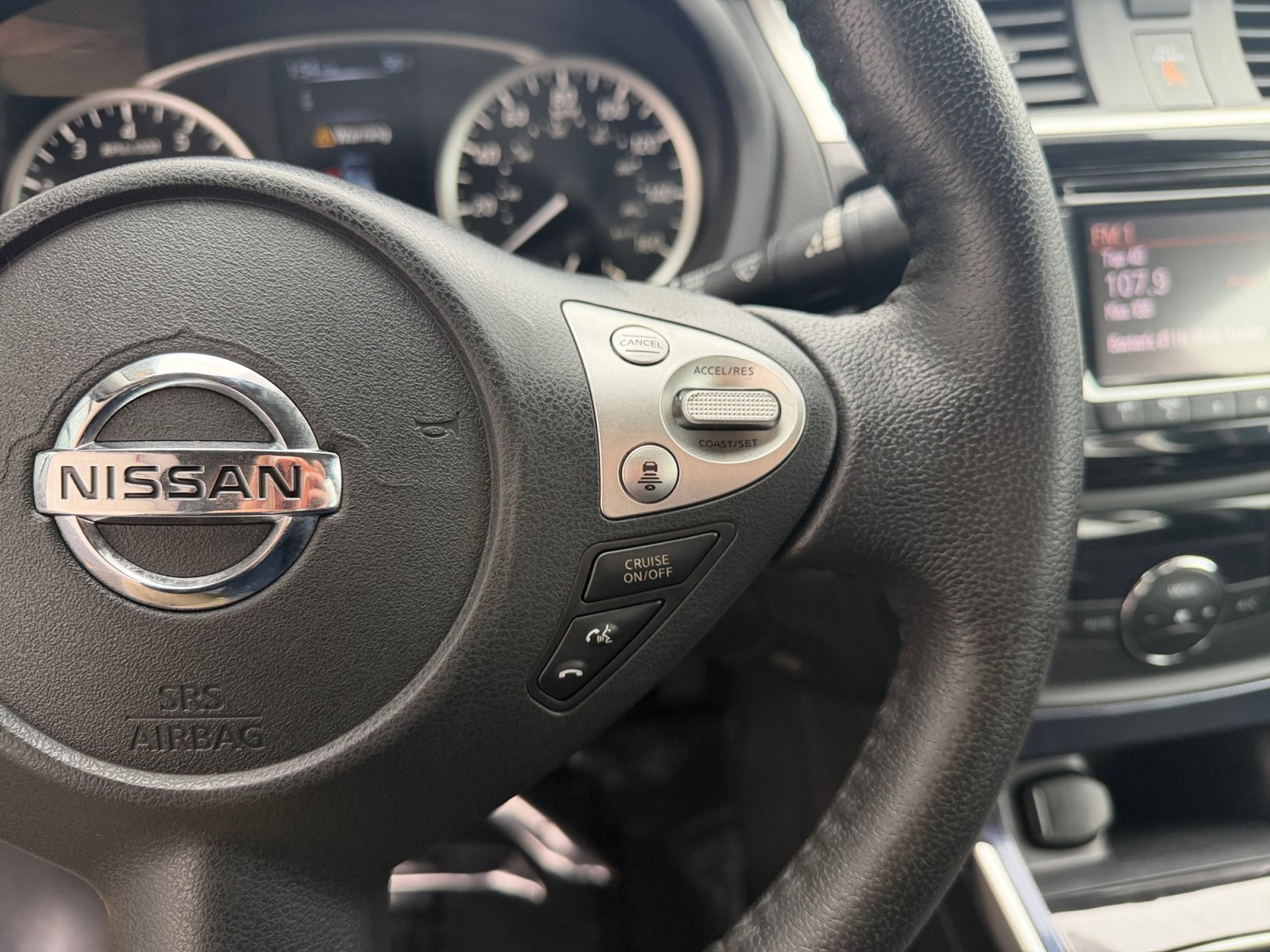 Used 2018 Deep Blue Pearl Nissan SR image 12