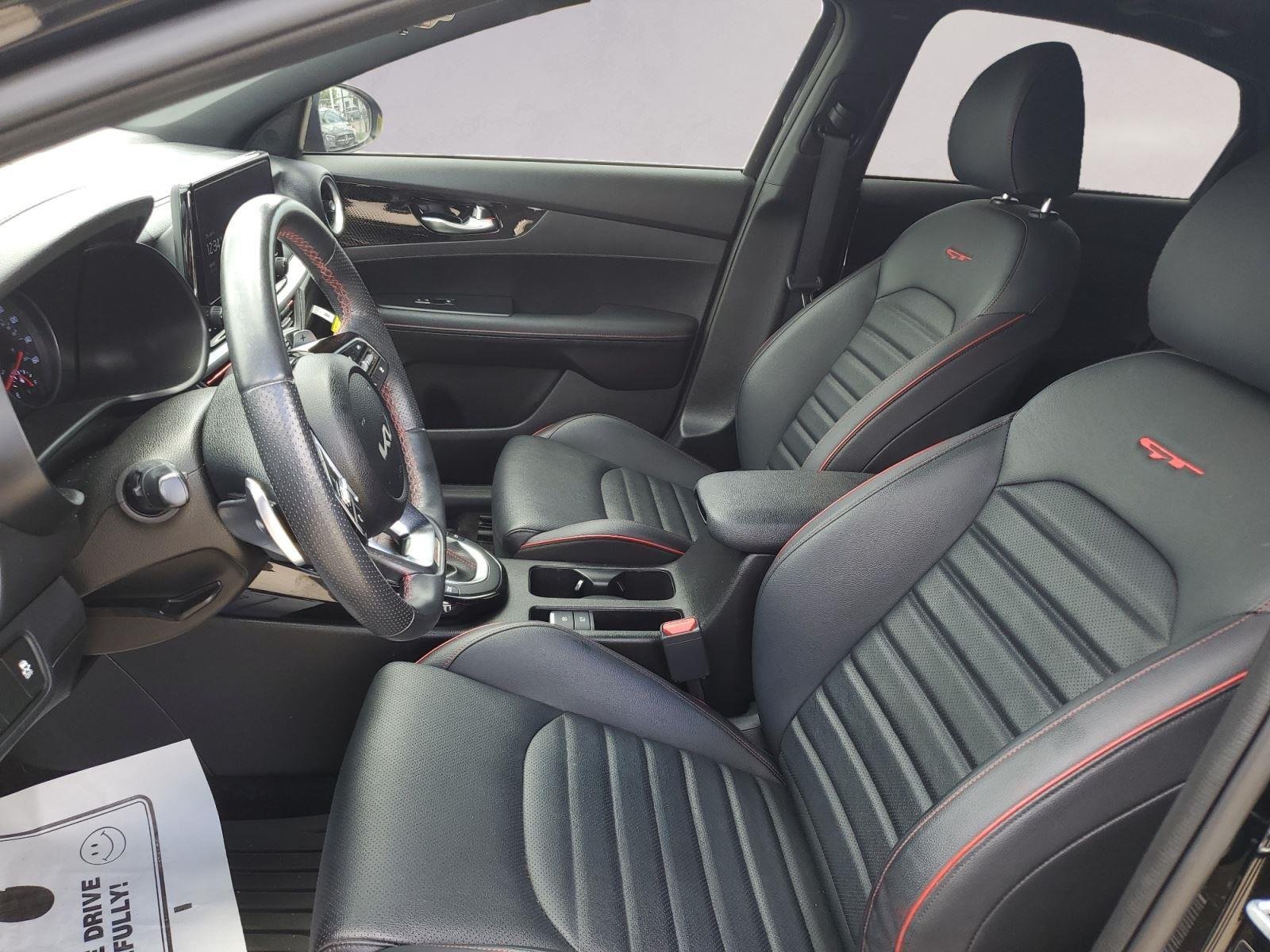 2023 Kia Forte GT - Photo 9