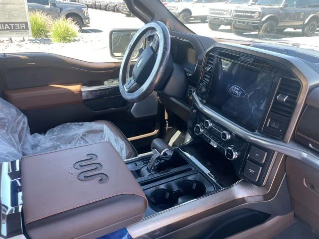 New 2026 Star White Metallic Tri-Coat Ford King Ranch image 38