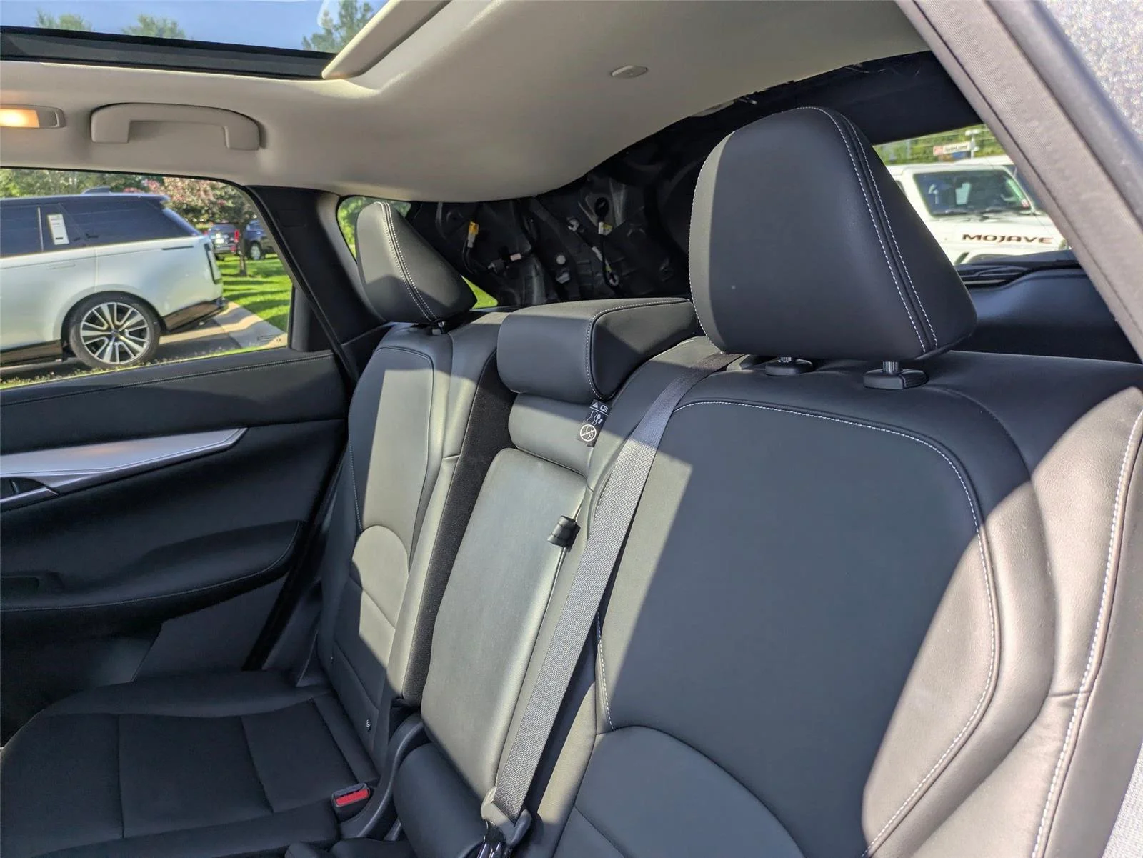 Used 2020  INFINITI LUXE image 26