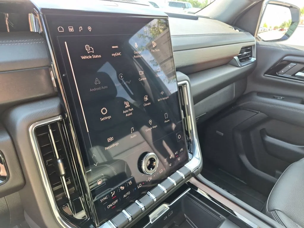 2026 GMC Yukon XL Denali - Photo 26