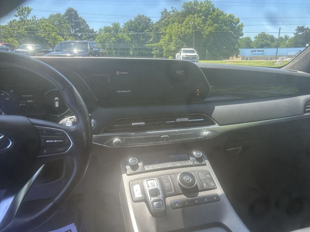 Used 2022 White Hyundai Calligraphy image 10