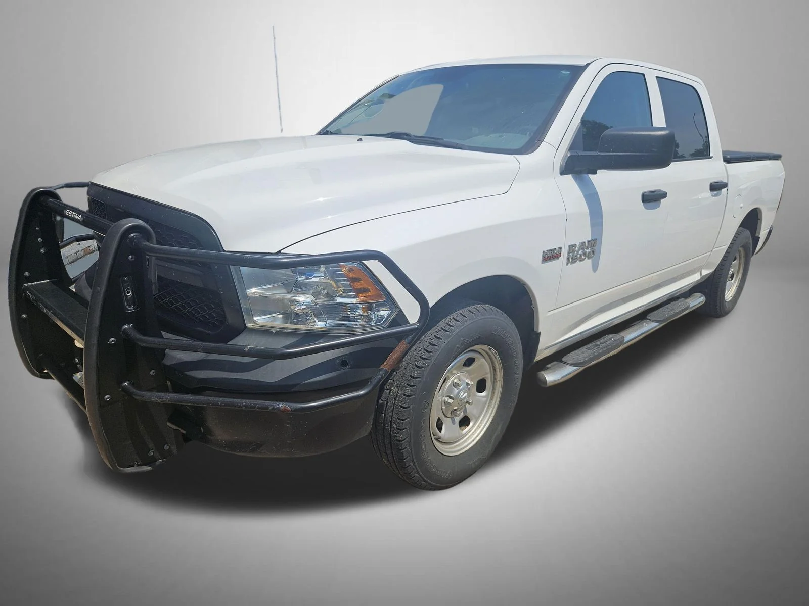 Used 2018 White Ram SSV image 1