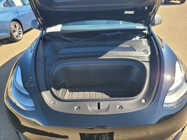 Used 2024  Tesla Long Range image 12