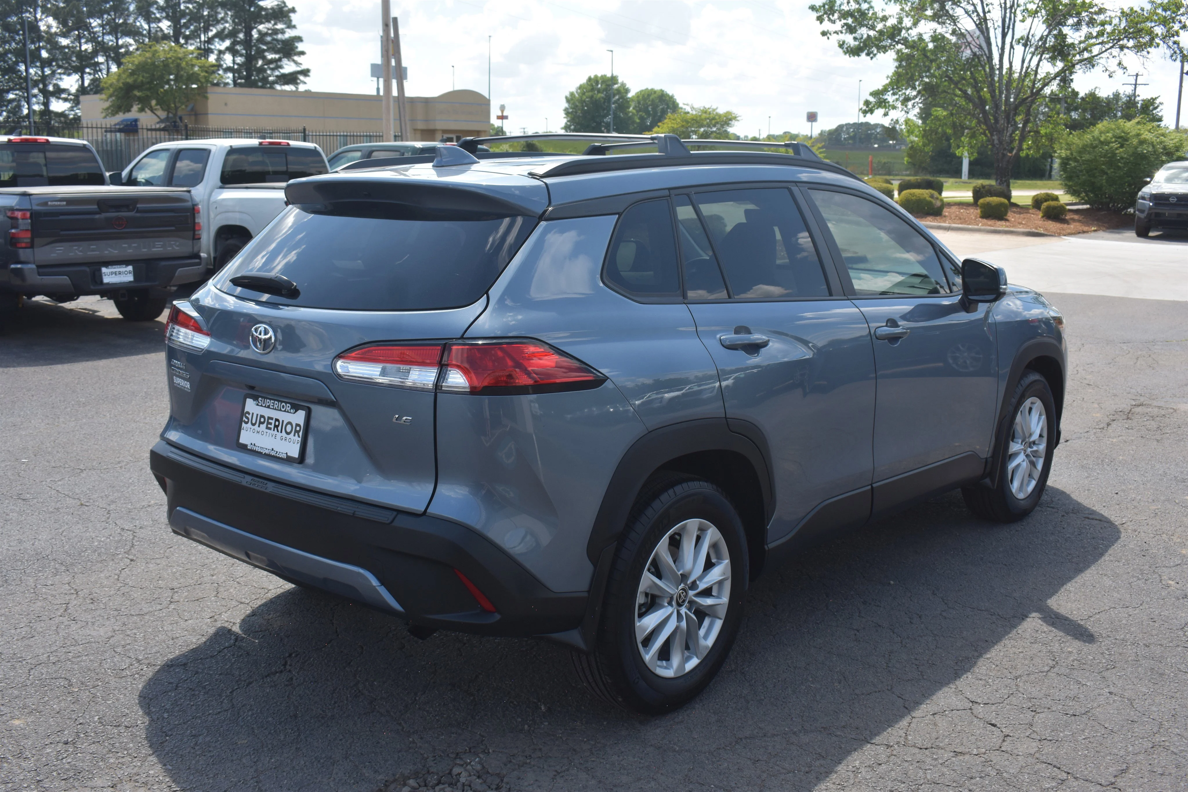 Used 2024  Toyota LE image 5