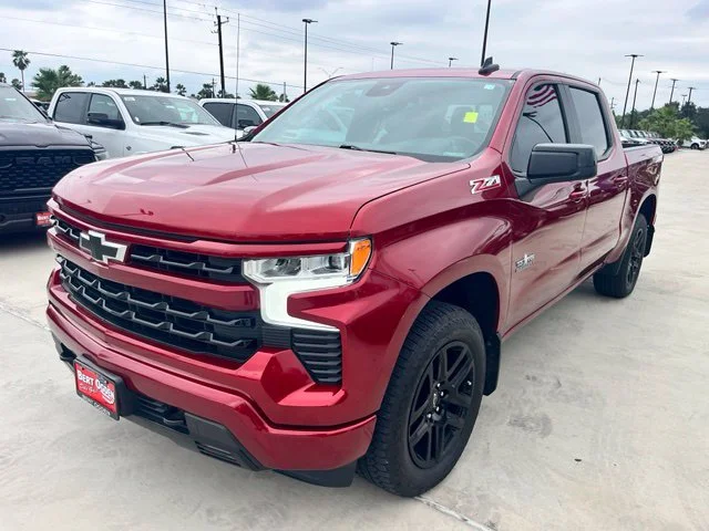 Used 2025 Red Chevrolet RST image 3