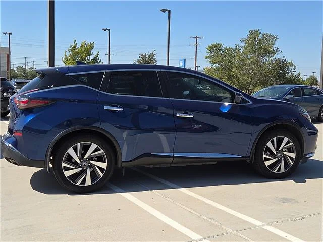 Used 2022 Deep Blue Pearl Nissan SL image 4