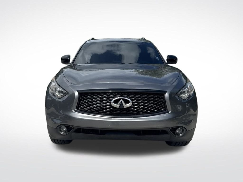 Used 2017 Gray INFINITI Base image 3
