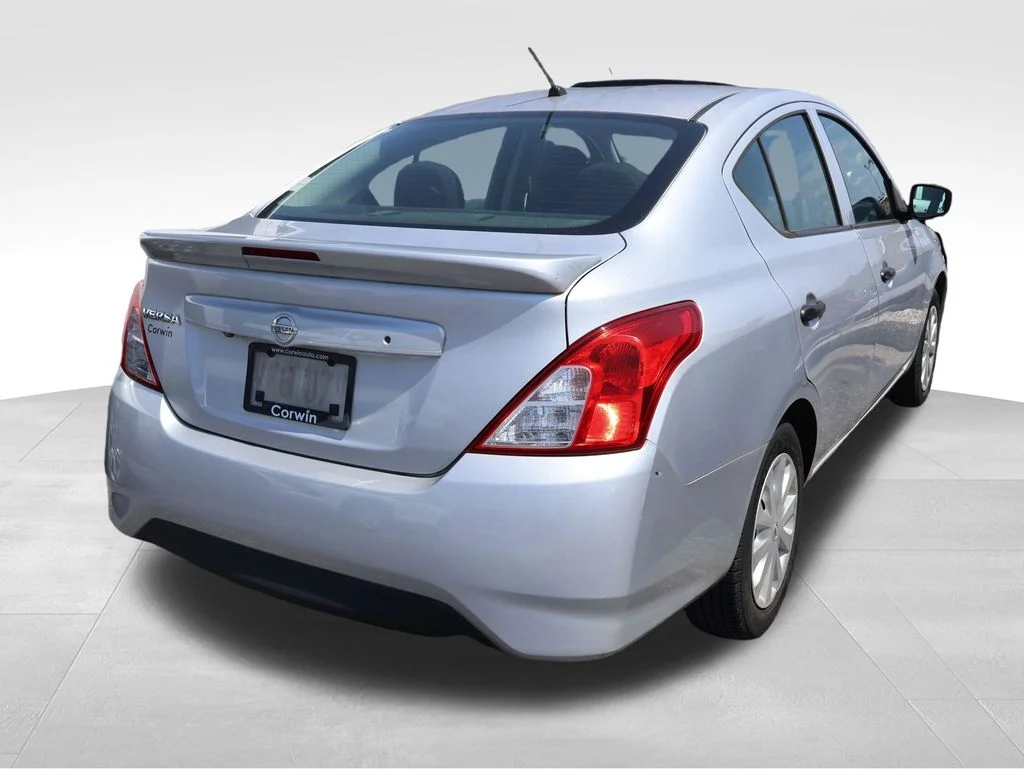 Used 2019 Brilliant Silver Metallic Nissan 1.6 S Plus image 15
