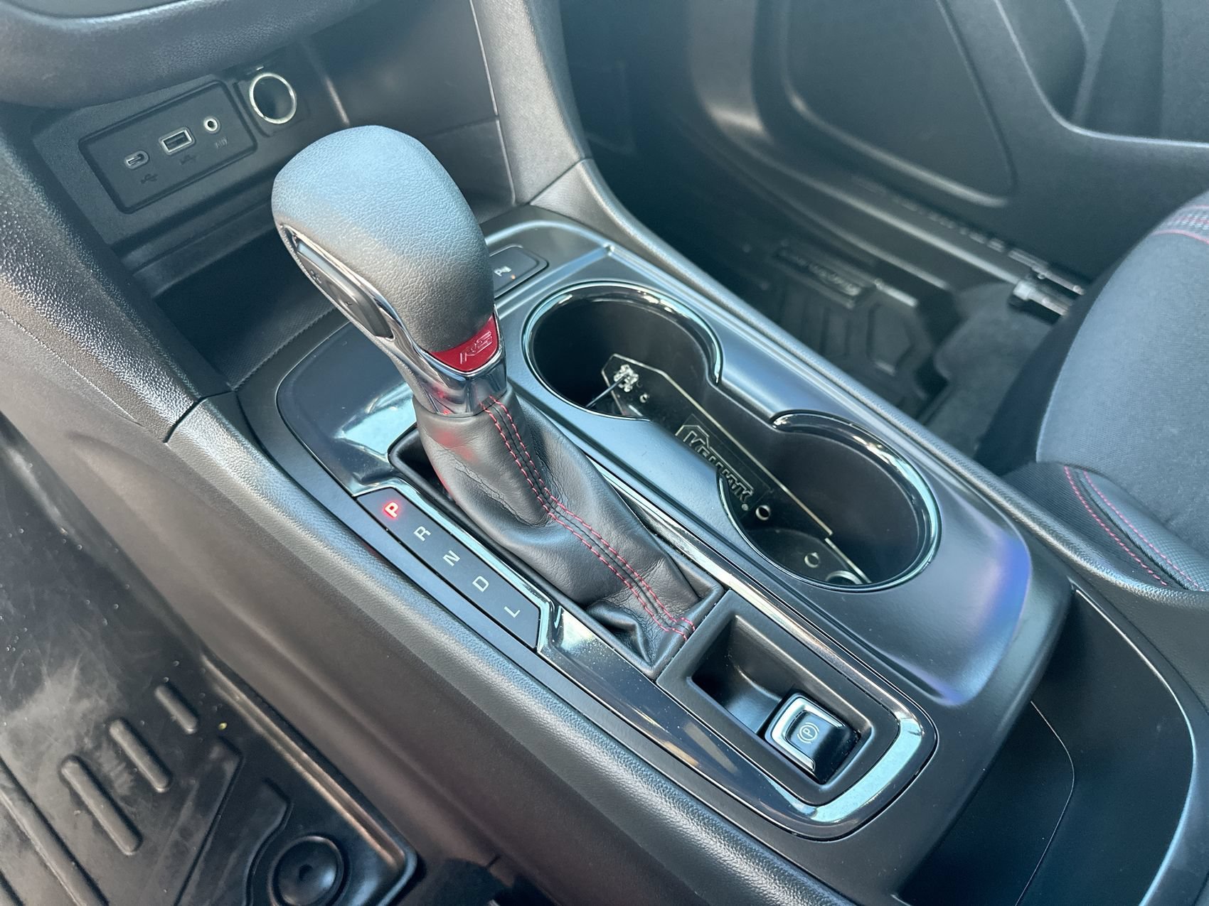 Used 2022 Cherry Red Tintcoat Chevrolet RS image 19