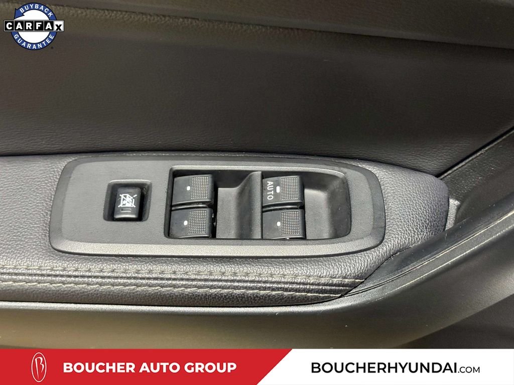 Used 2022 White Ford Lariat image 17