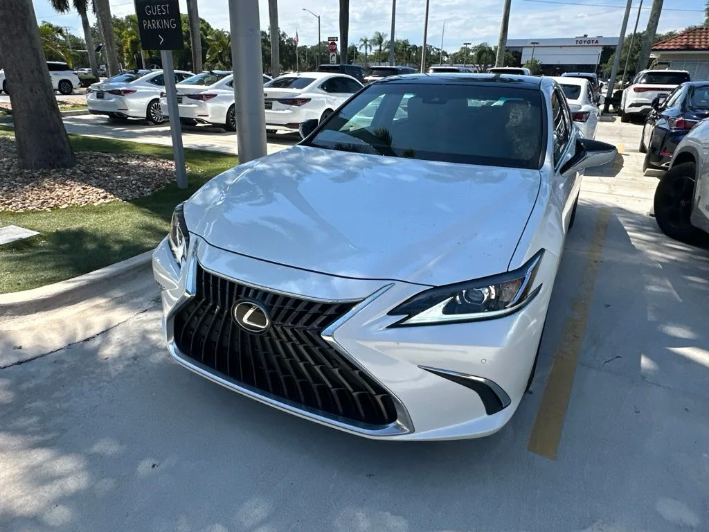 Used 2023 Eminent White Pearl Lexus 350 image 6