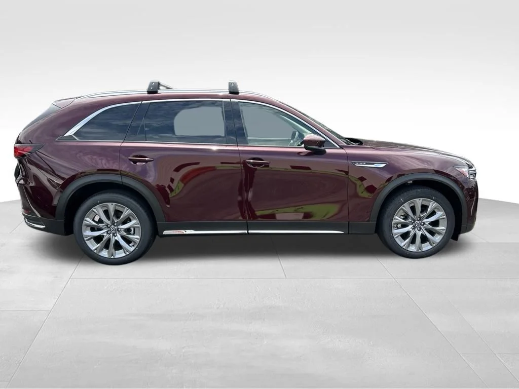 New 2026 Artisan Red Premium Mazda 3.3 Turbo Premium Plus image 8
