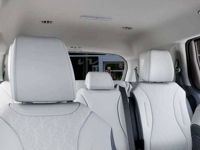 2026 Kia Carnival EX - Photo 27