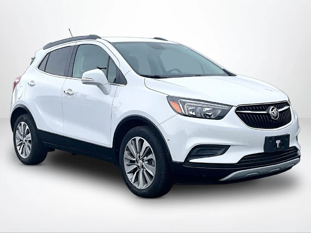 Used 2018 White Buick Preferred image 11