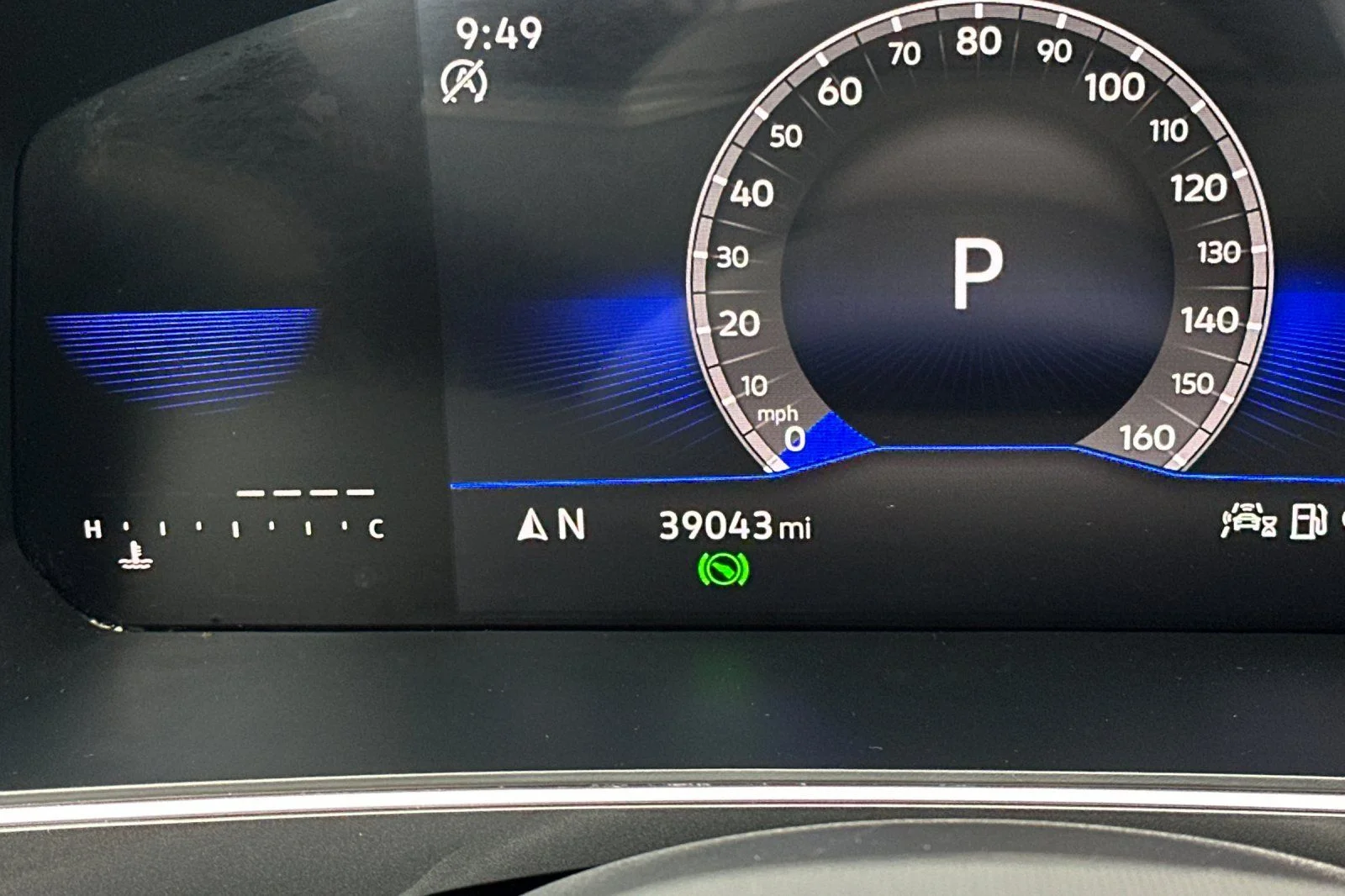 Certified Used 2023 Gray Volkswagen 2.0T SE image 28