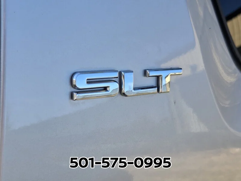 Used 2017 Quicksilver Metallic GMC SLT image 10
