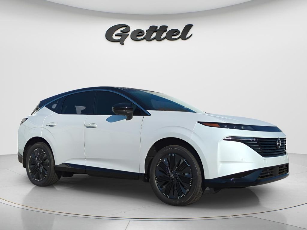 New 2026 Everest White Pearl TriCoat / Super Black Two-tone Nissan Platinum image 3