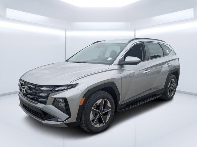 New 2026 Silver Hyundai SEL FWD image 7