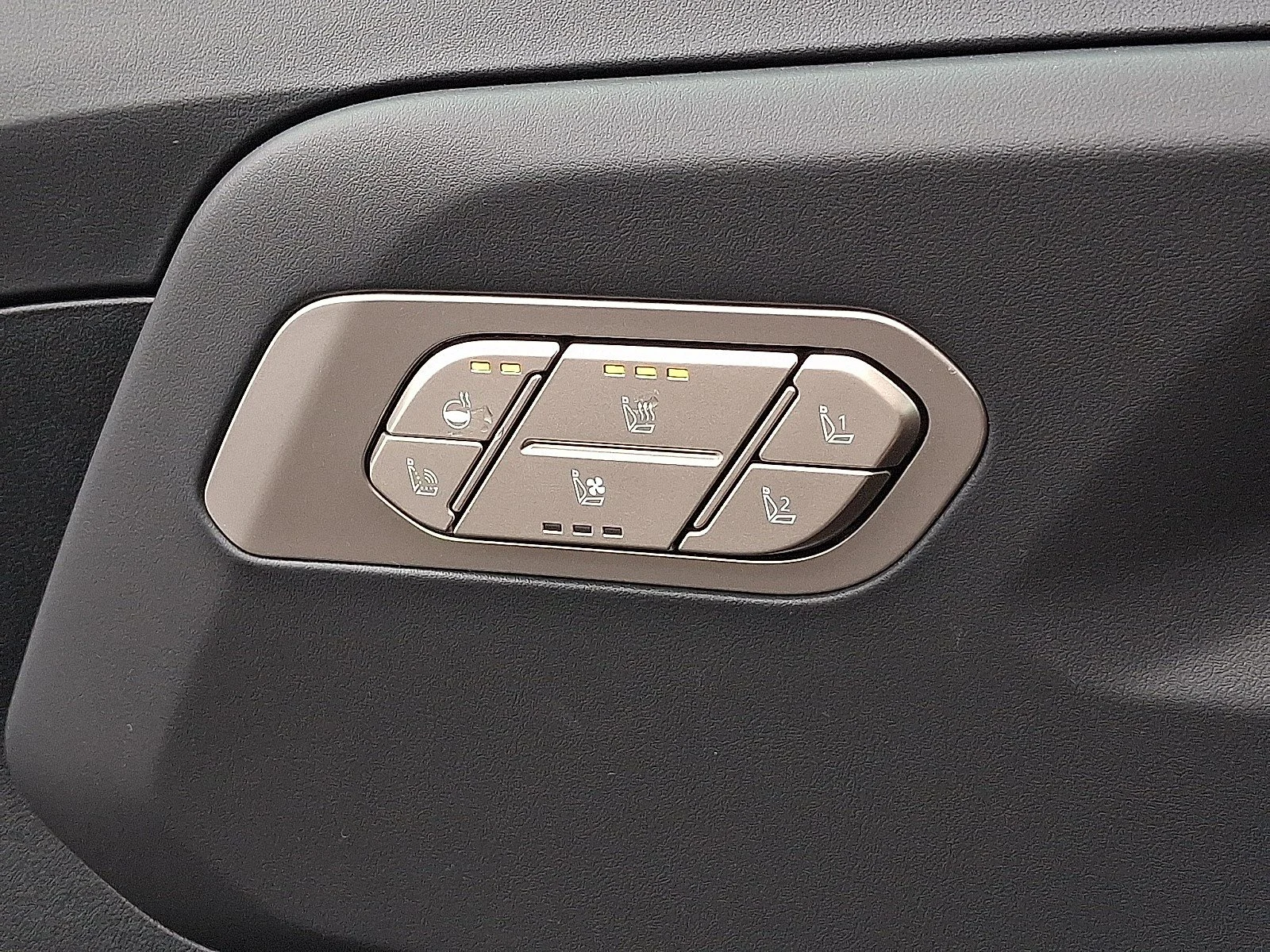 New 2027 Glacial White Pearl Kia SX-PRESTIGE image 14
