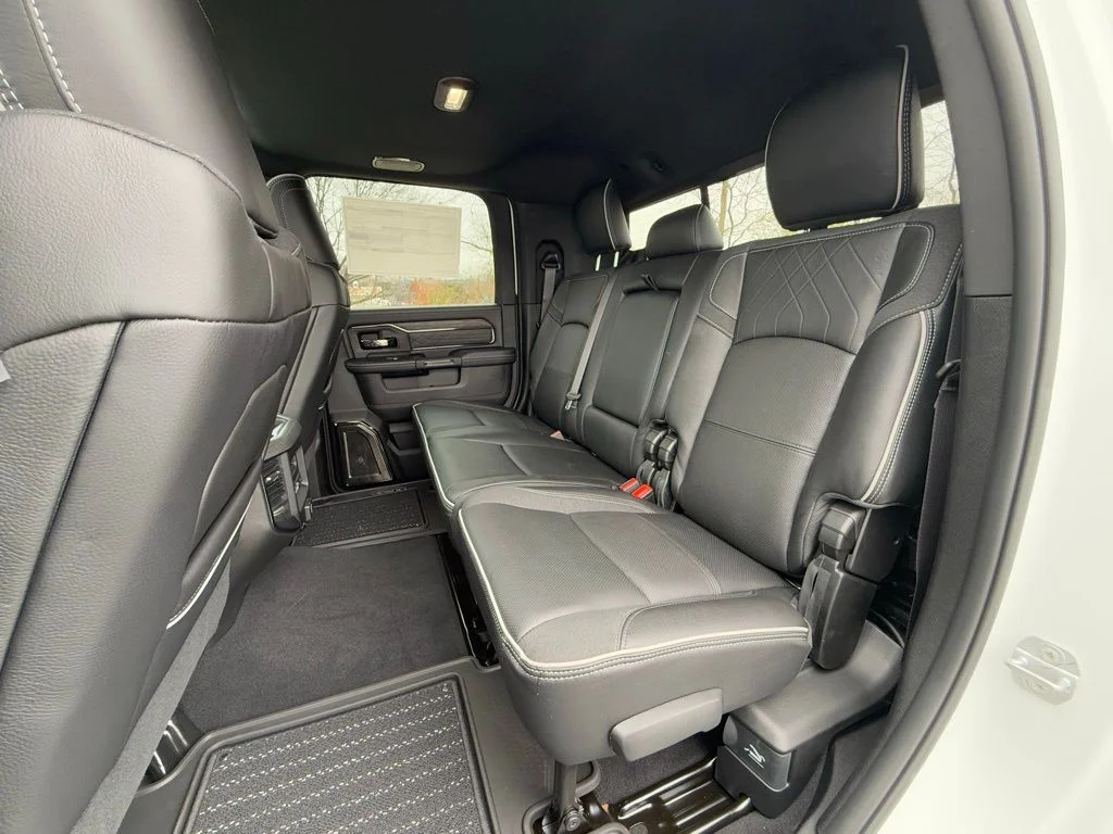 2026 RAM 3500 Limited - Photo 42