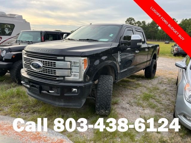 Used 2017  Ford Platinum image 4