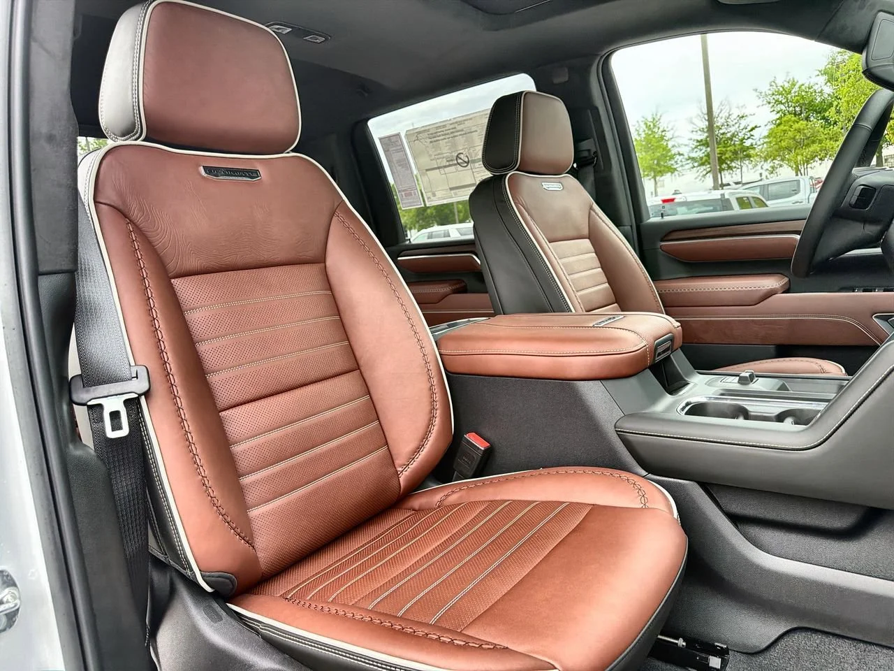 New 2026 Summit White GMC Denali Ultimate image 23