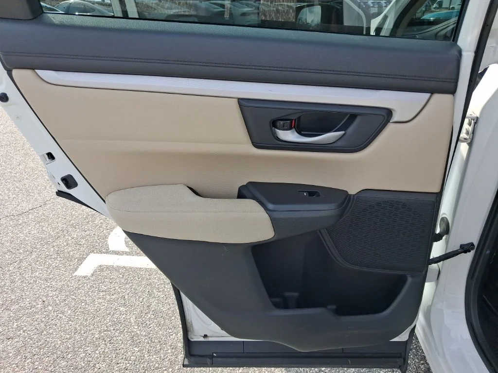 Used 2019 White Honda LX image 21