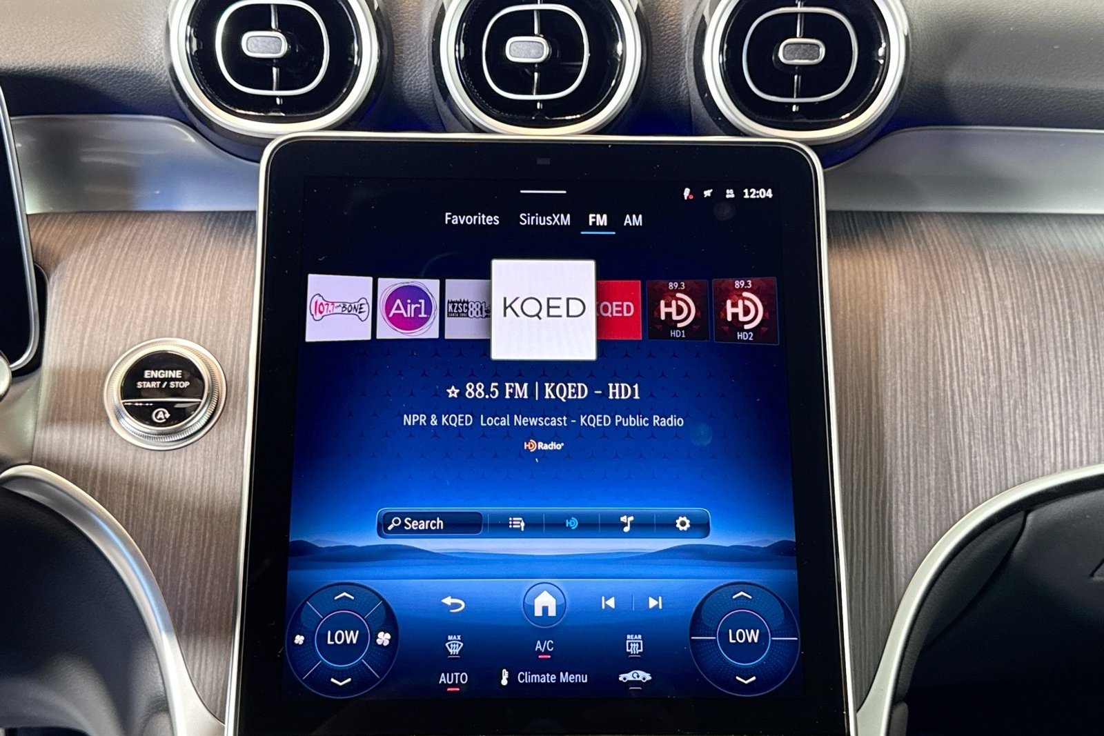 New 2026 Polar White Mercedes-Benz GLC 300 image 14