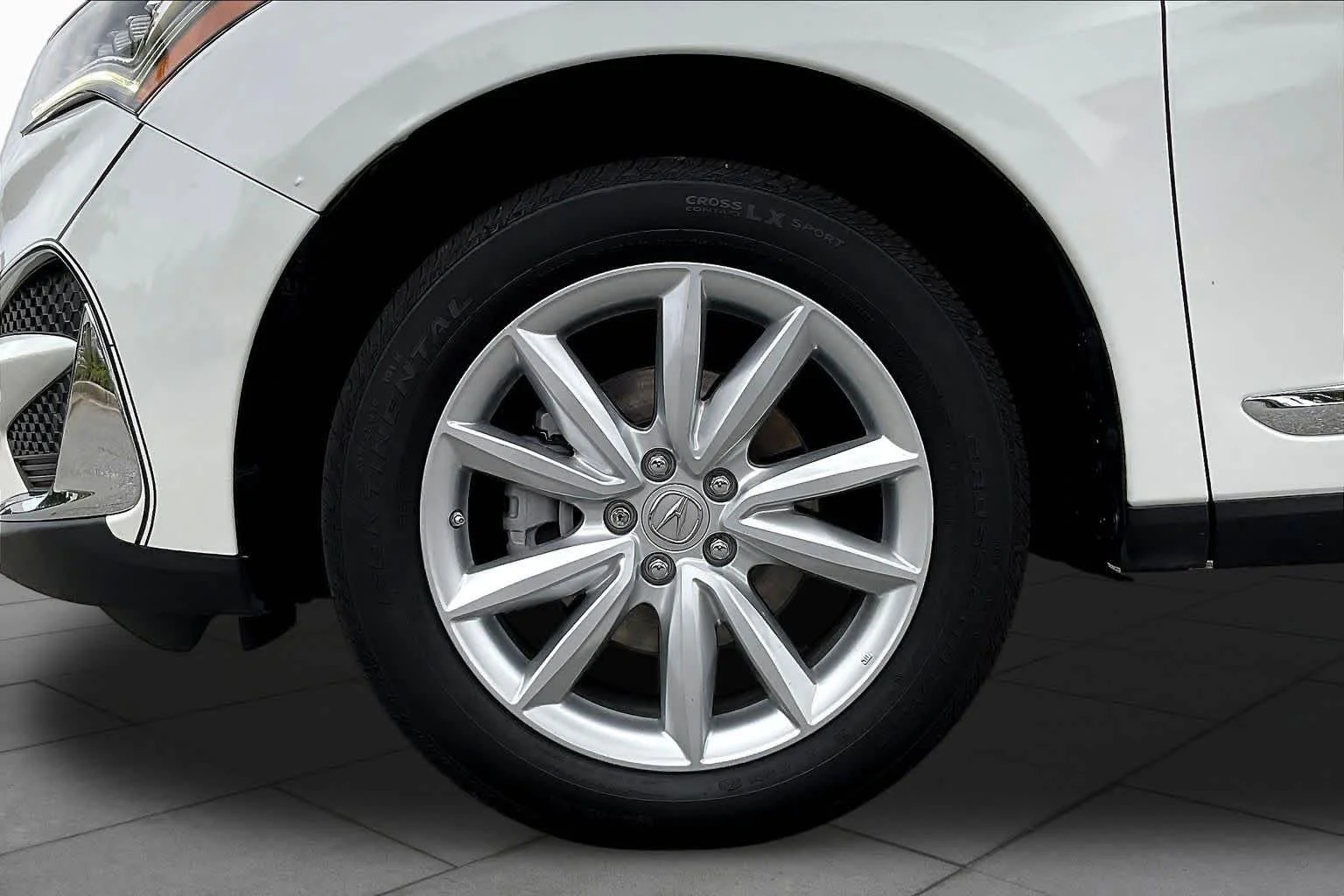 Used 2020 Platinum White Pearl Acura  image 11