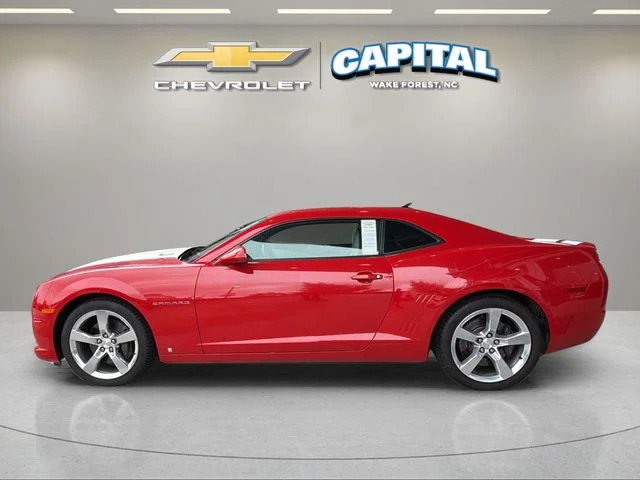 Used 2010 Red Chevrolet SS image 3