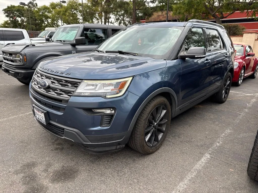 Used 2018 Blue Ford XLT image 16
