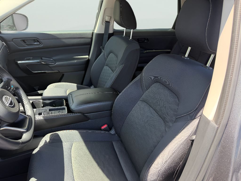 Used 2024 Gun Metallic Nissan SV image 30