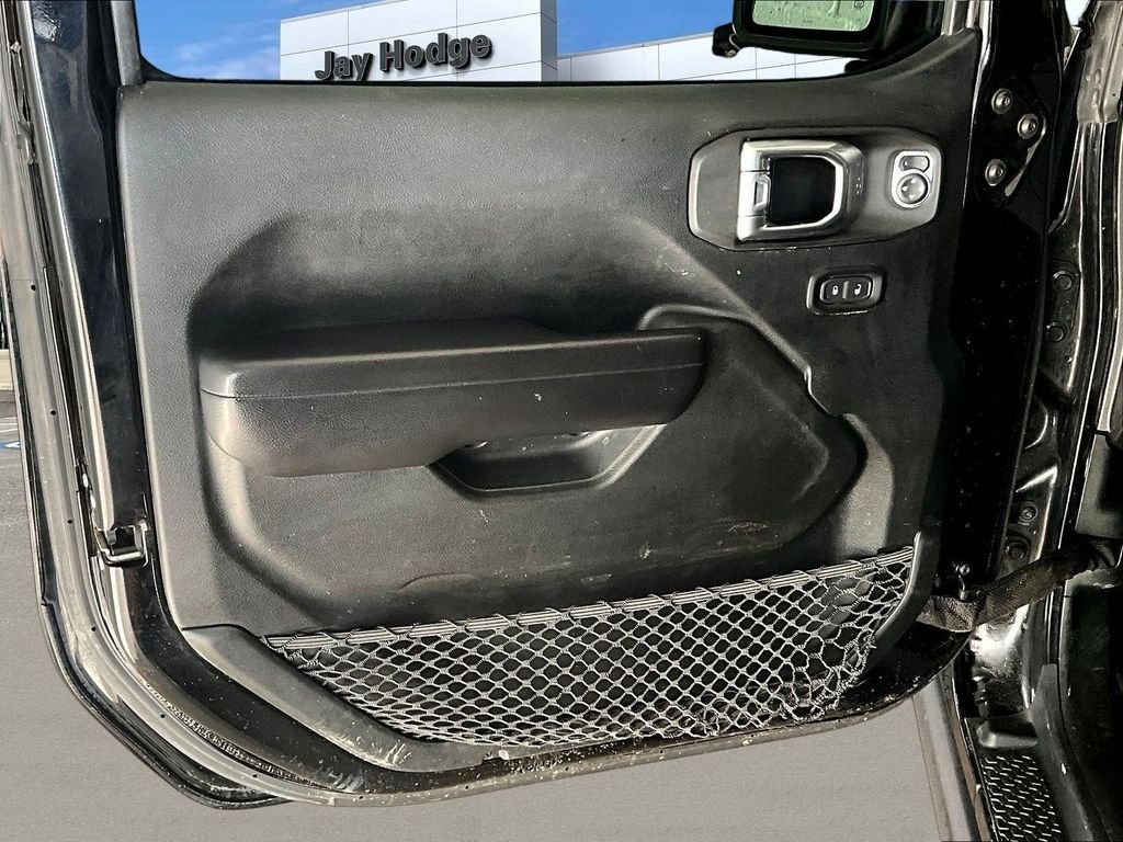 Used 2021 Black Jeep Unlimited Rubicon image 23