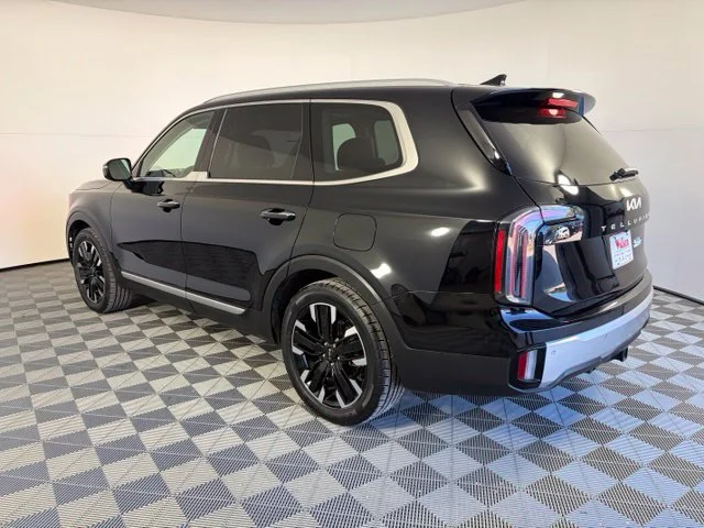 Used 2024 Black Kia SX image 5