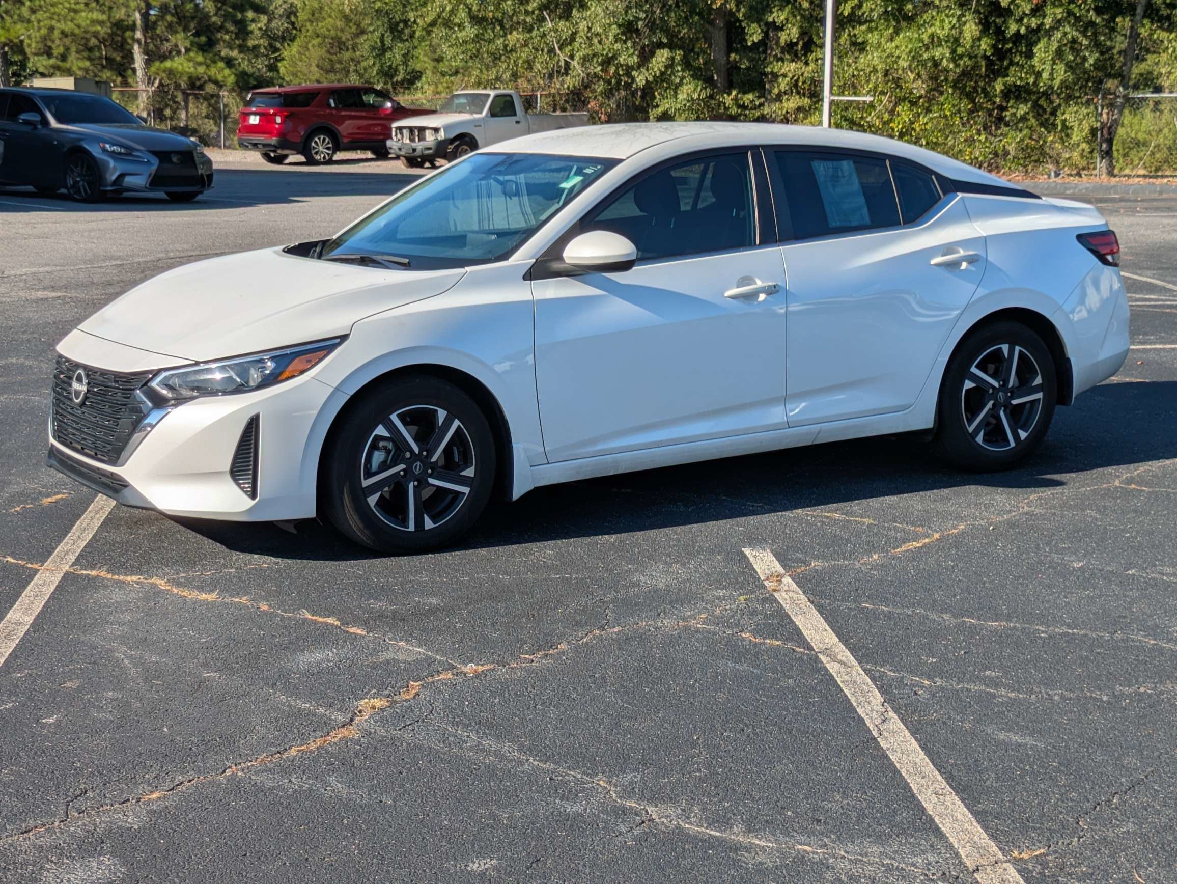 Used 2024 White Nissan SV image 7