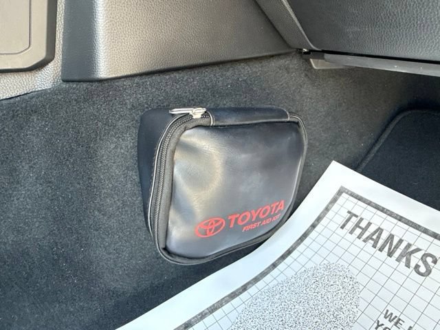 2025 Toyota Tacoma SR5 - Photo 37