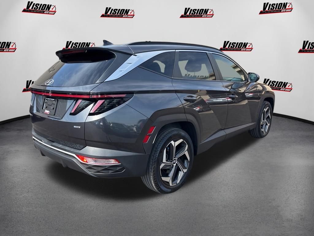 Used 2024 Gray Hyundai SEL image 5