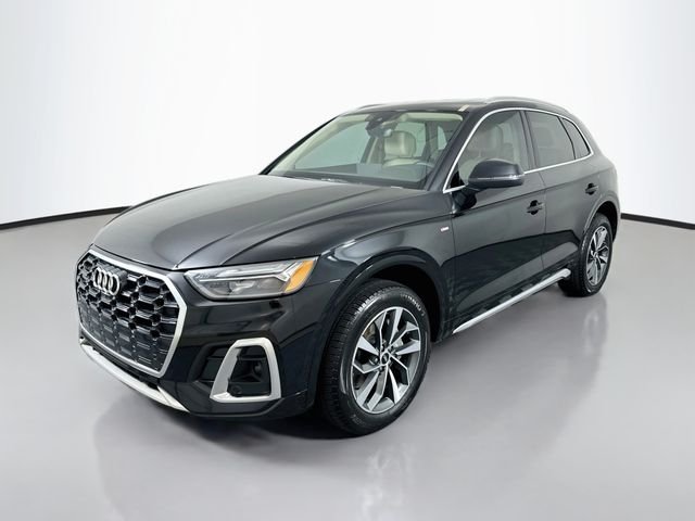 Pre-Owned 2023 Audi Q5 45 S line Premium