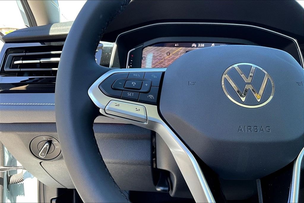 New 2026 Gray Volkswagen 1.5T SEL image 10