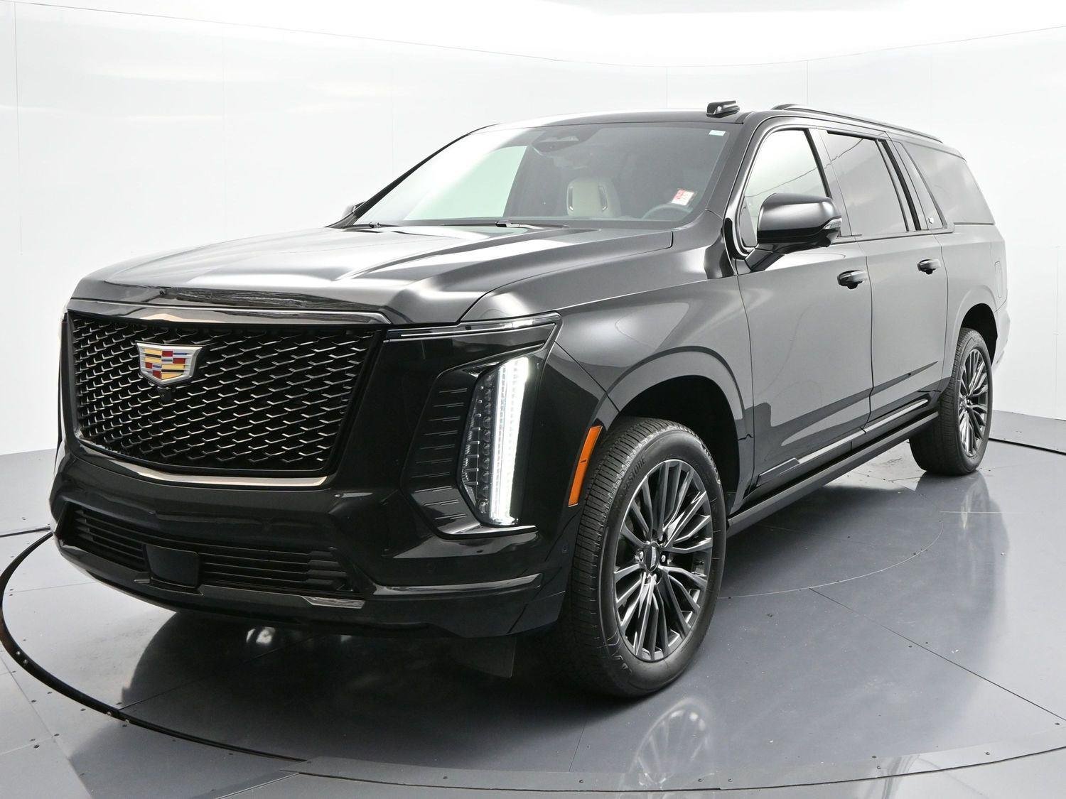 2025 Cadillac Escalade ESV Sport Platinum photo 3