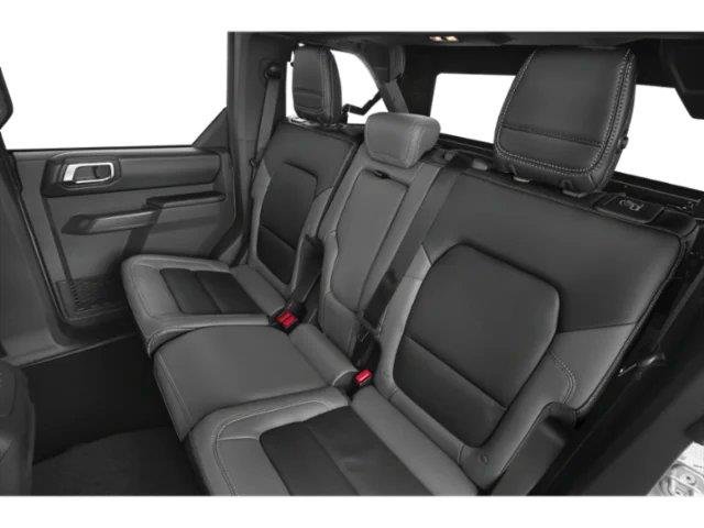 New 2026 Avalanche Gray Ford Outer Banks 4 Door 4x4 image 10
