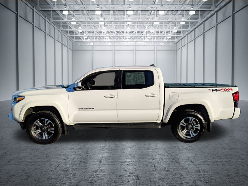 Used 2018 White Toyota TRD Sport image 10