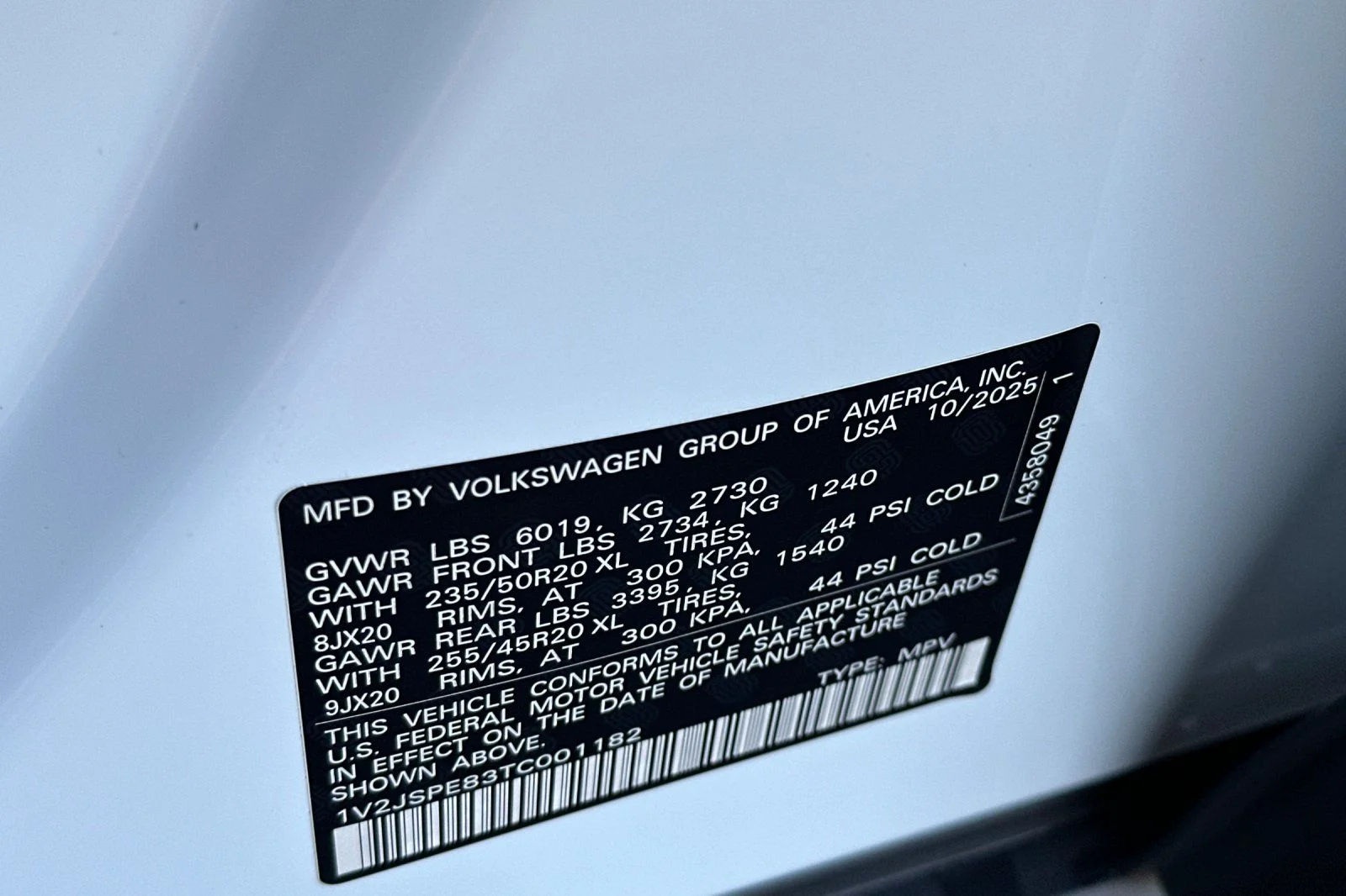 New 2026 White Volkswagen Pro S Plus image 26