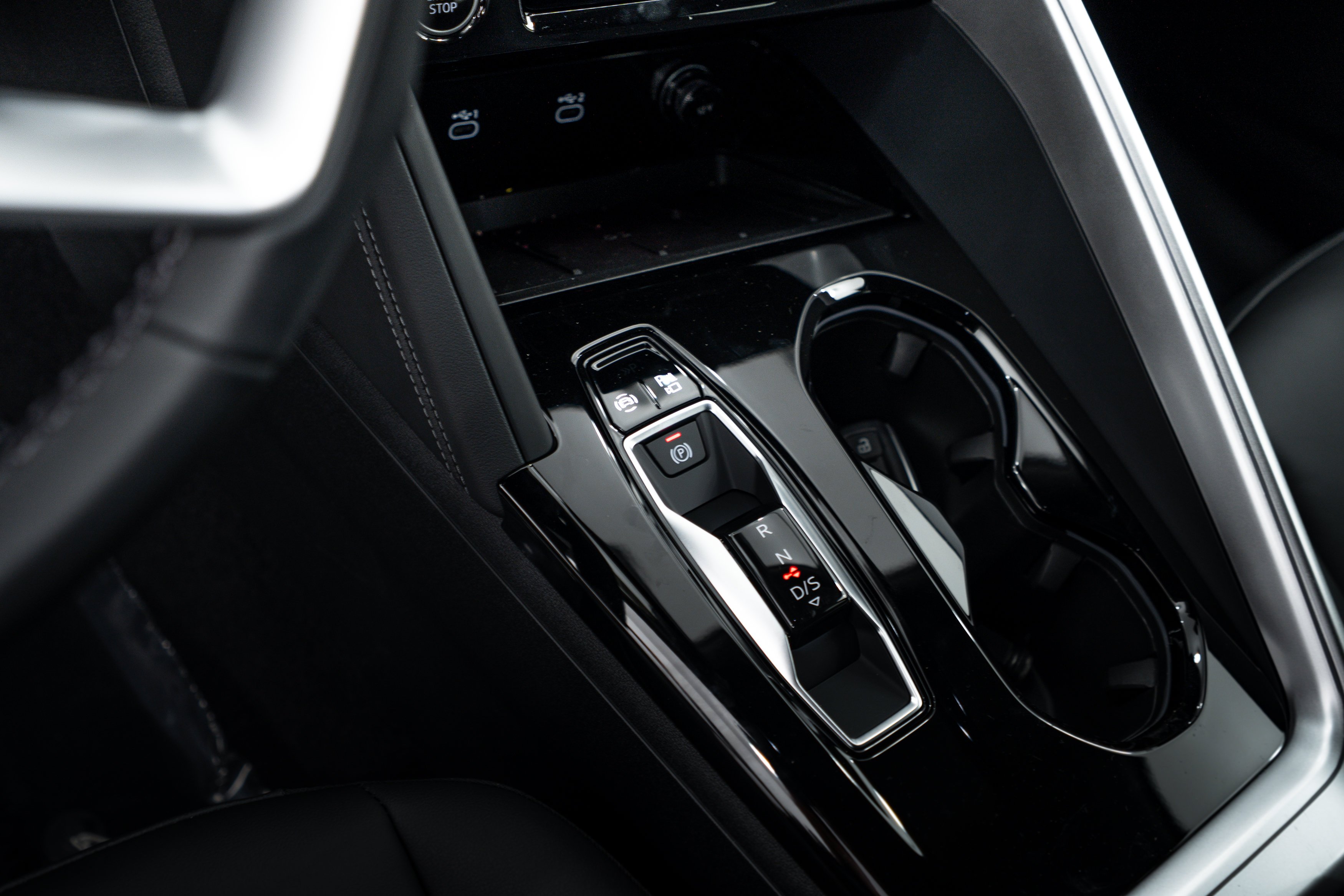 New 2026 Glacier White Audi Premium image 12
