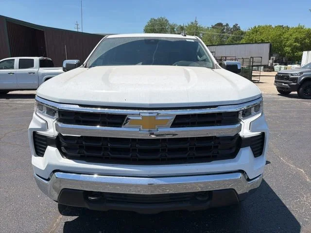 New 2026 Summit White Chevrolet LT (2FL) image 8