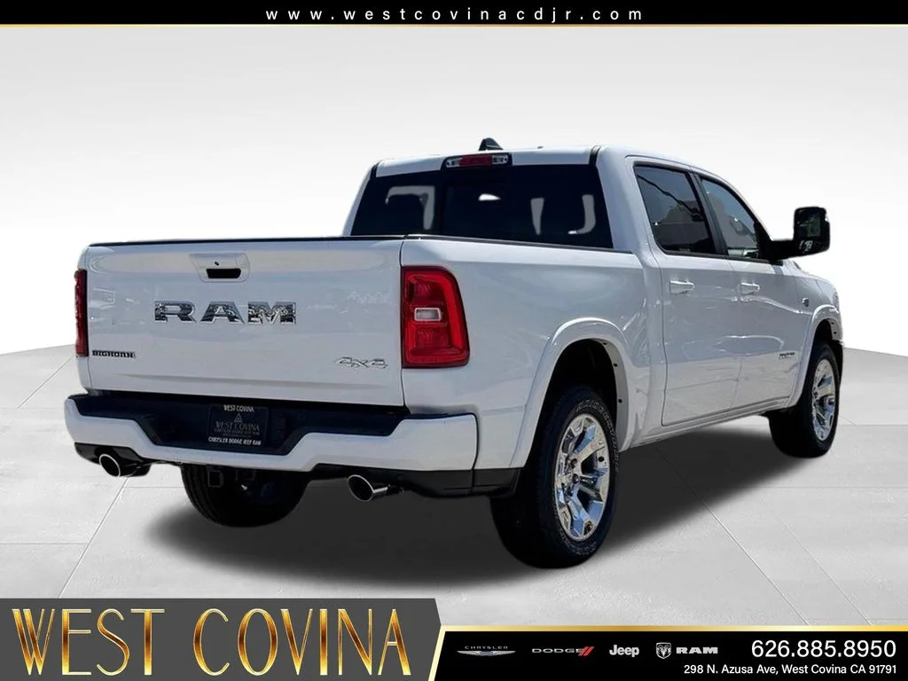 New 2026 Bright White Clear-Coat Exterior Paint RAM Big Horn/Lone Star image 9