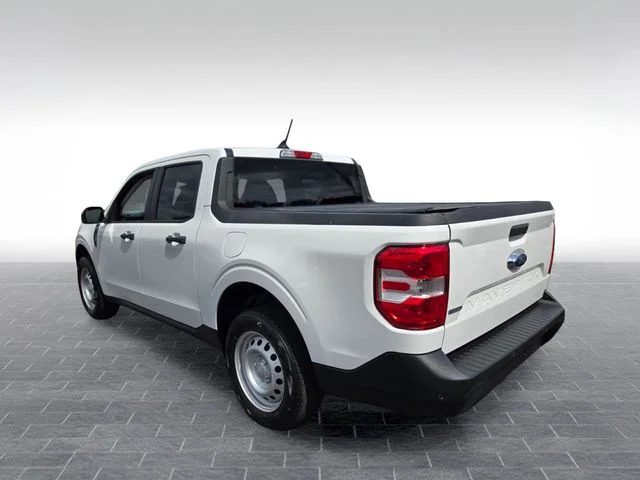 Used 2022 White Ford XL image 5