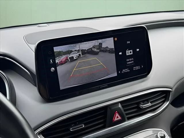 Used 2023 Silver Hyundai SEL image 29