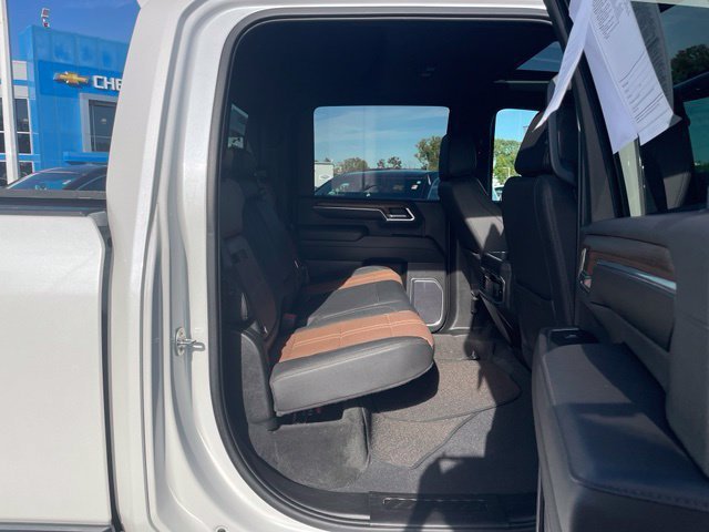 2024 Chevrolet Silverado 3500HD High Country - Photo 18